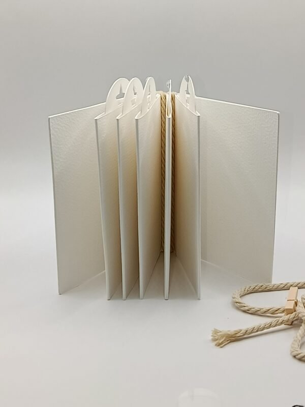 intérieur album photo artisanal blanc