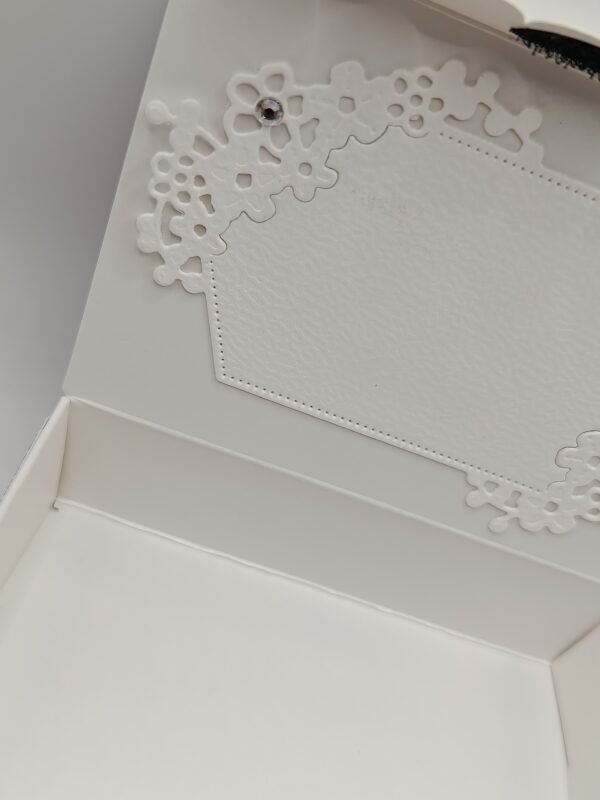 Boîte artisanale porte-cartes noir et blanc – Image 2